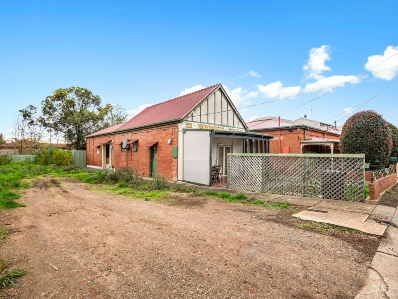 42 Everard Avenue, Keswick SA 5035