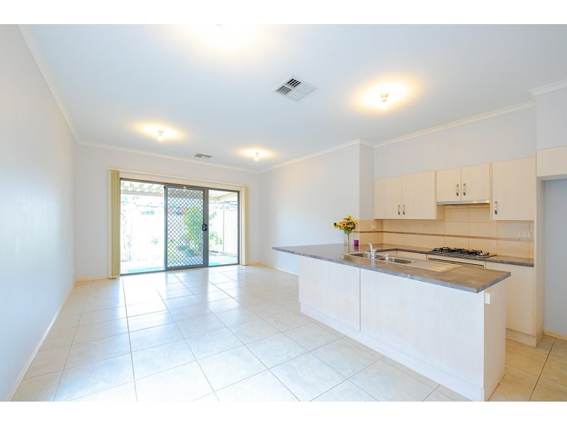 4 Manunda Avenue, Windsor Gardens SA 5087