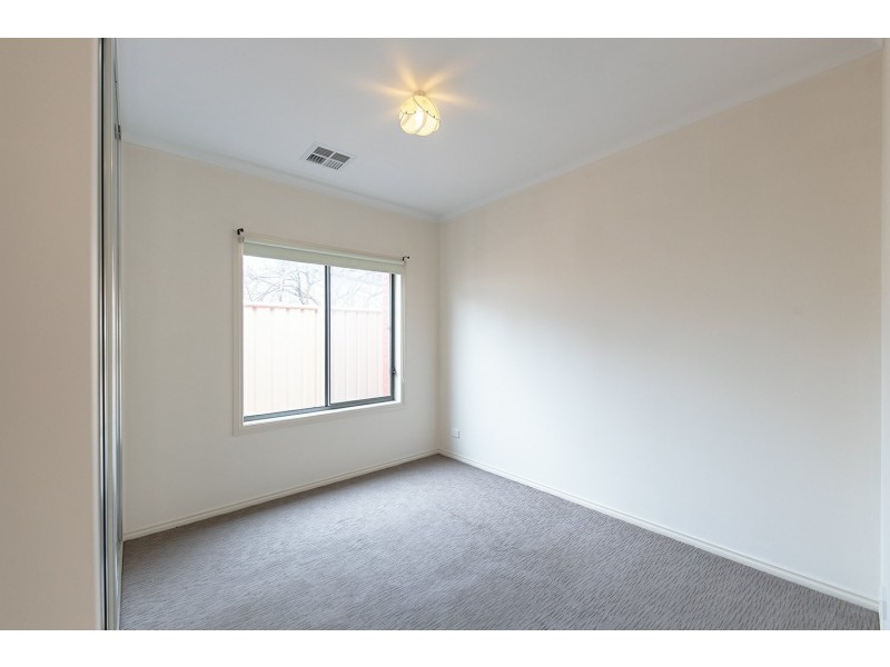 4 Manunda Avenue, Windsor Gardens SA 5087