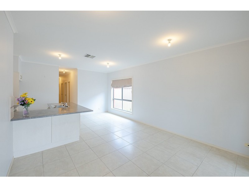 4 Manunda Avenue, Windsor Gardens SA 5087