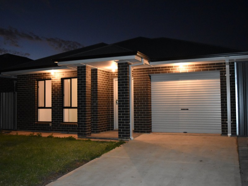 12 Berryman Street, Greenacres SA 5086