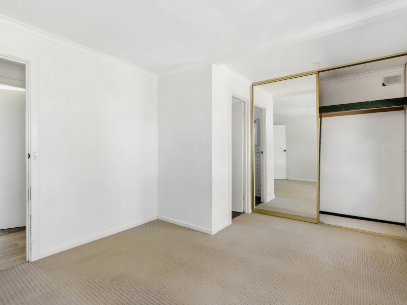 123 Black Road, Flagstaff Hill SA 5159