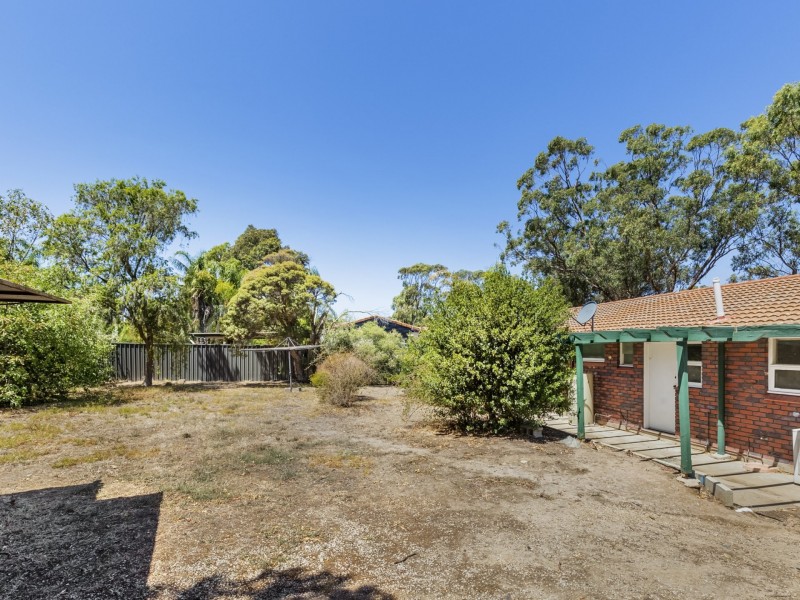 123 Black Road, Flagstaff Hill SA 5159