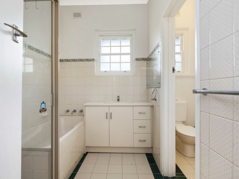 2 Penarth Avenue, Beaumont SA 5066