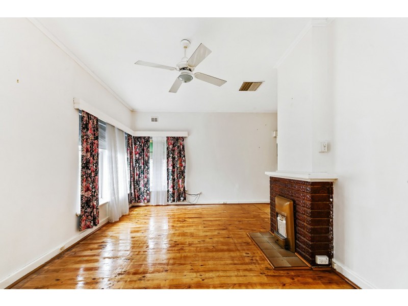 12 Renown Avenue, Clovelly Park SA 5042