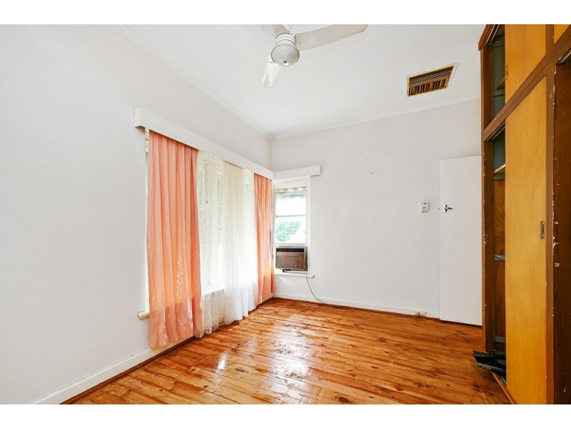 12 Renown Avenue, Clovelly Park SA 5042