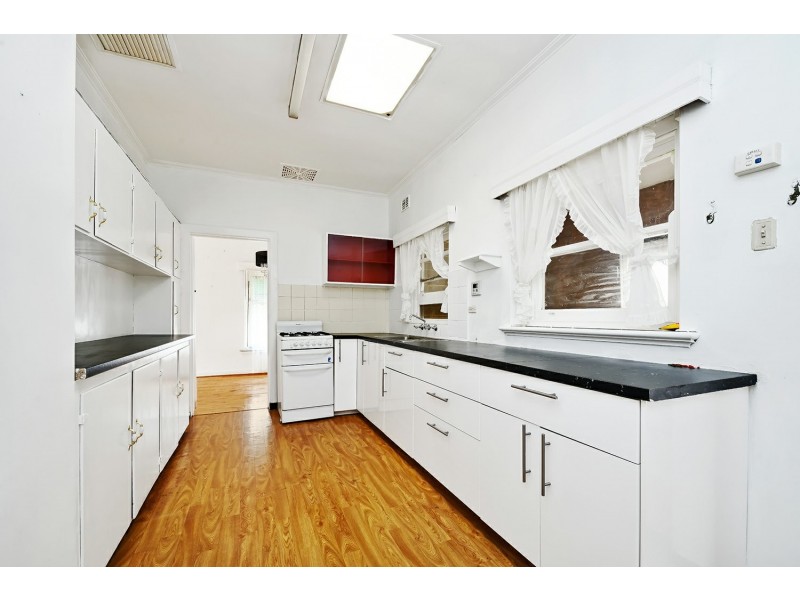 12 Renown Avenue, Clovelly Park SA 5042