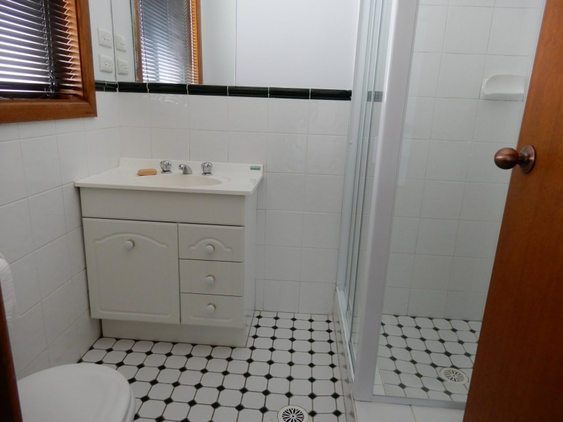 12 Alverstoke Close, Bomaderry NSW 2541