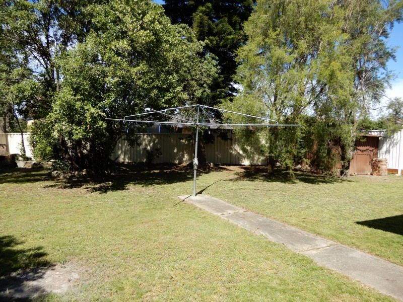 12 Alverstoke Close, Bomaderry NSW 2541