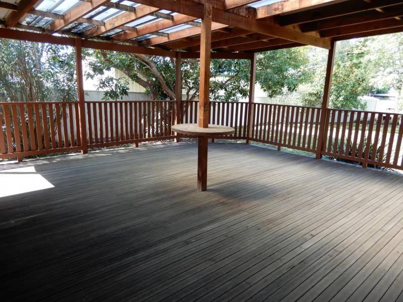 12 Alverstoke Close, Bomaderry NSW 2541