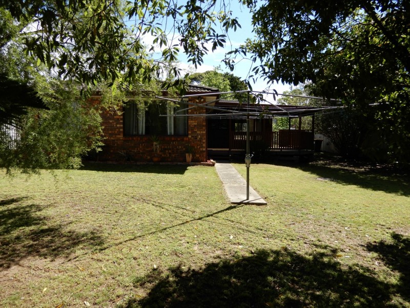 12 Alverstoke Close, Bomaderry NSW 2541