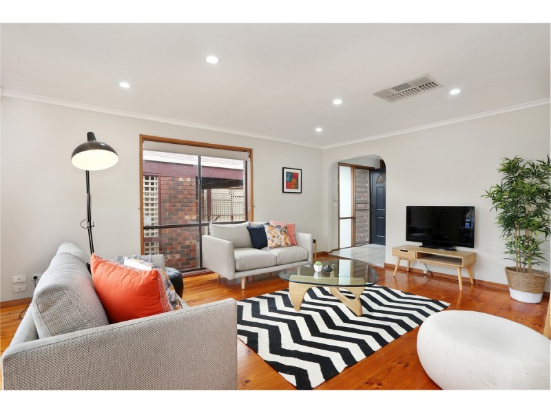 55 Veronica Crescent, Mill Park VIC 3082