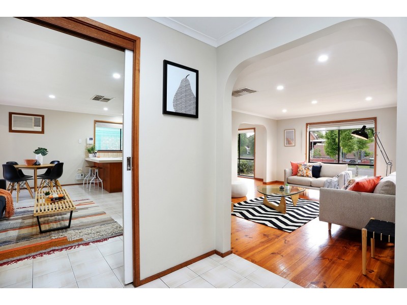 55 Veronica Crescent, Mill Park VIC 3082