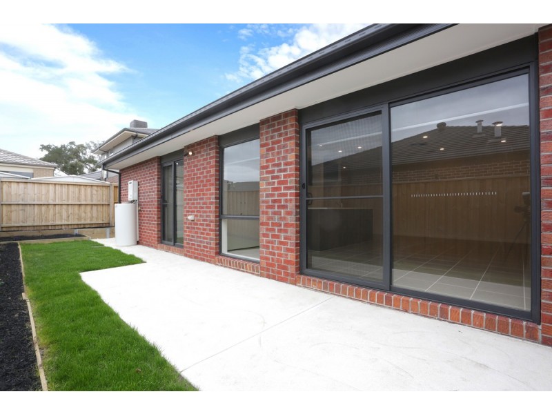 21 Cobungra Grove, Wollert VIC 3750