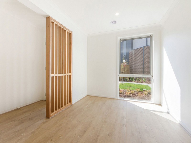 4 Toombal Place, Craigieburn VIC 3064