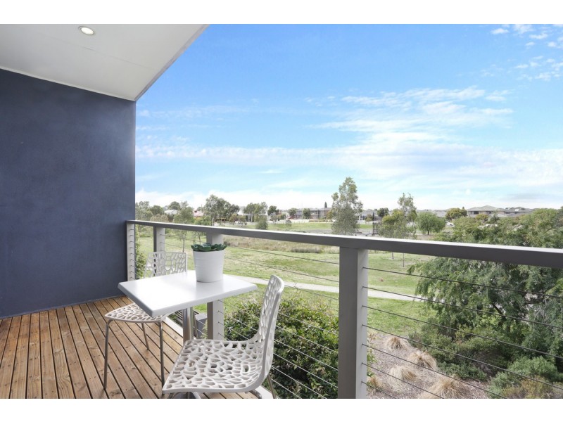 9 Carlow Walk, Lalor VIC 3075