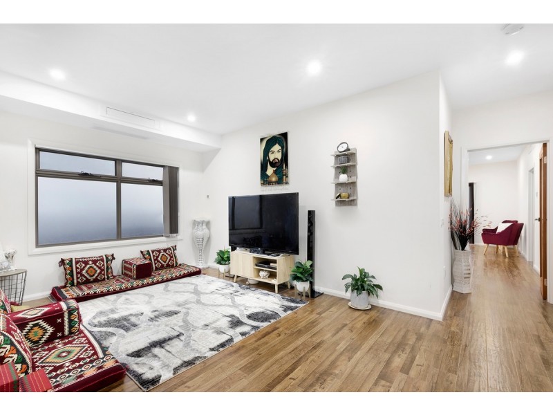4 Bilby Street, Craigieburn VIC 3064