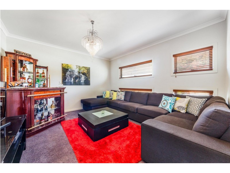 32 Creeds Farm Lane, Epping VIC 3076