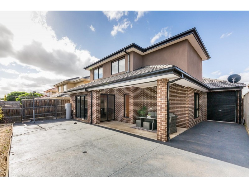 32 Creeds Farm Lane, Epping VIC 3076