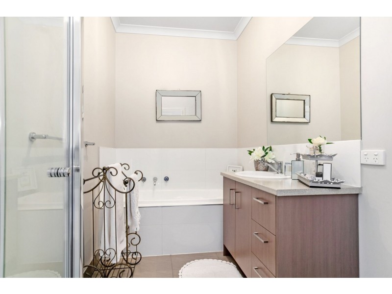 14 Wilhelmina Walk, Epping VIC 3076