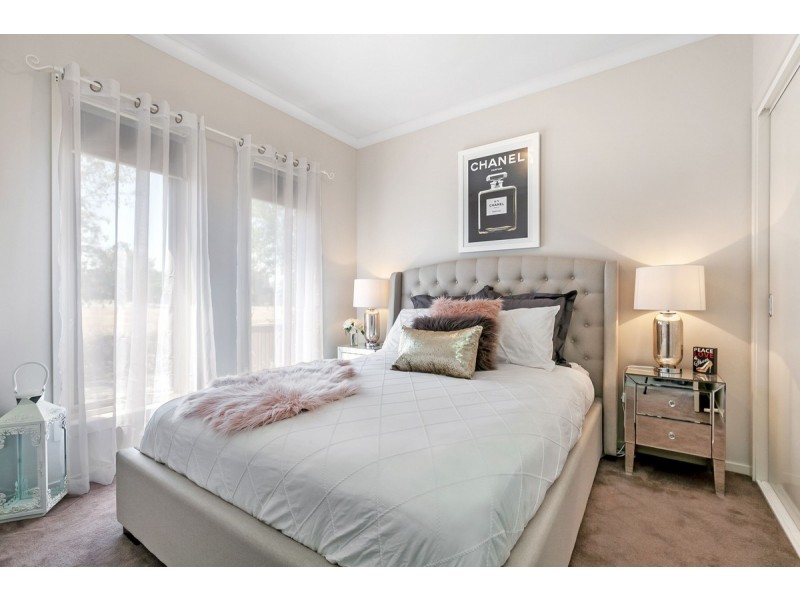 14 Wilhelmina Walk, Epping VIC 3076