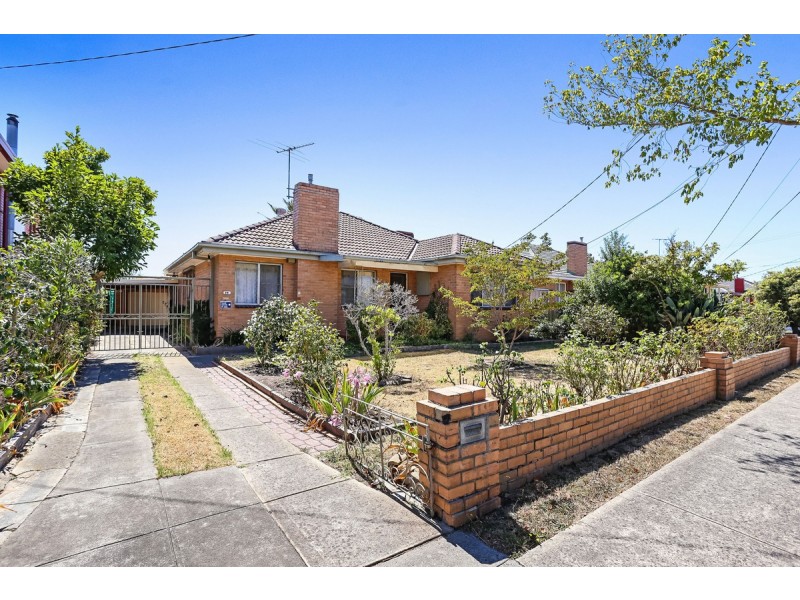 36 Curtin Avenue, Lalor VIC 3075