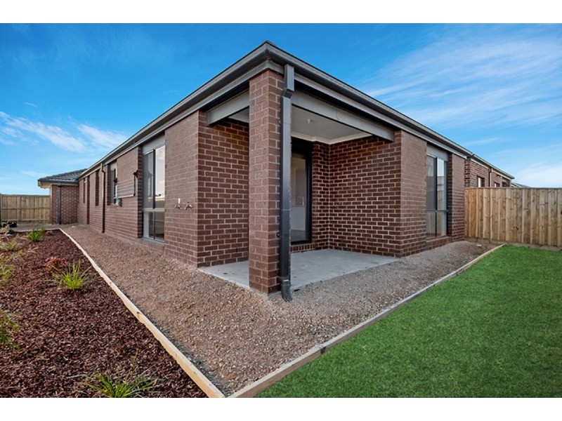 32 Conjola Way, Wollert VIC 3750