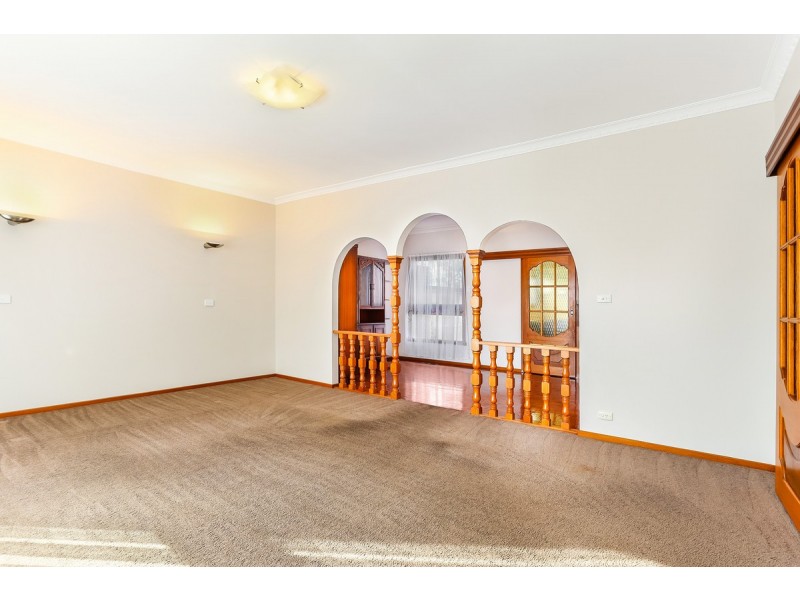 25 Saltley Street, South Kingsville VIC 3015