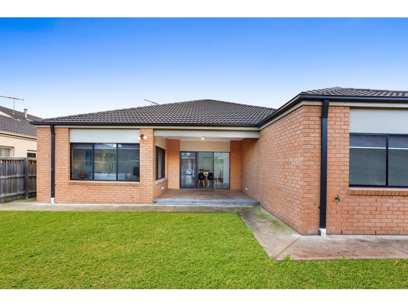 9 Muller Street, Epping VIC 3076