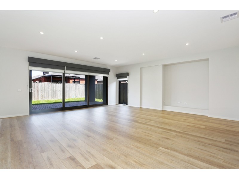 25 Contempo Boulevard, Wollert VIC 3750
