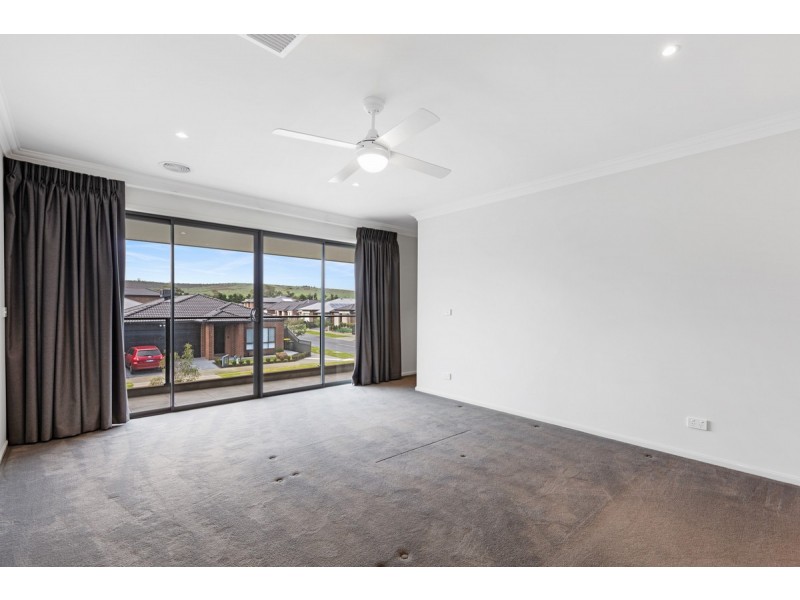 4 Rockgarden Way, Wollert VIC 3750