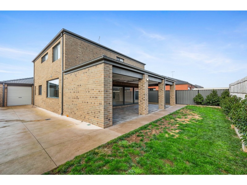 4 Rockgarden Way, Wollert VIC 3750