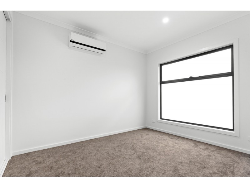 1/26 Bunker Avenue, Kingsbury VIC 3083