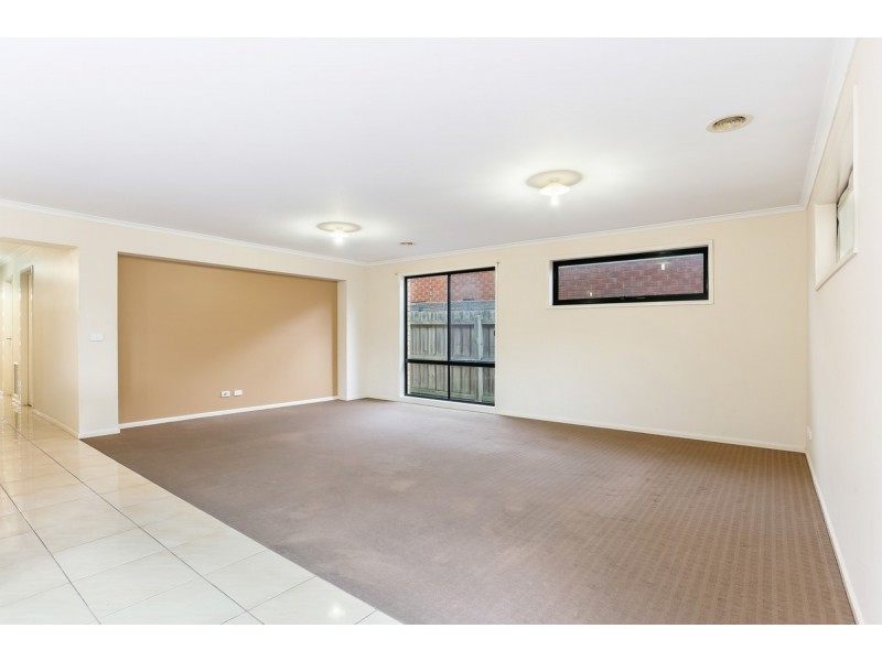 4 Glover Street, Epping VIC 3076