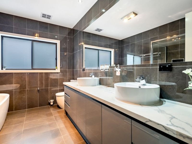 12 Moorabool Grove, Wollert VIC 3750