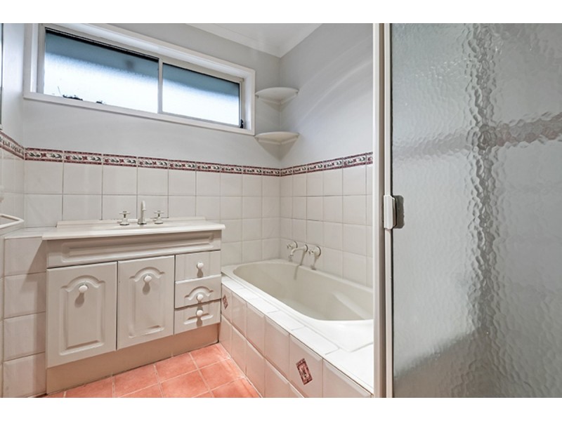 61 Bickley Avenue, Thomastown VIC 3074