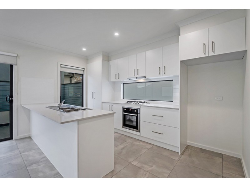 3/5 Harbury Street, Reservoir VIC 3073