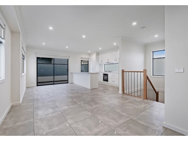 3/5 Harbury Street, Reservoir VIC 3073