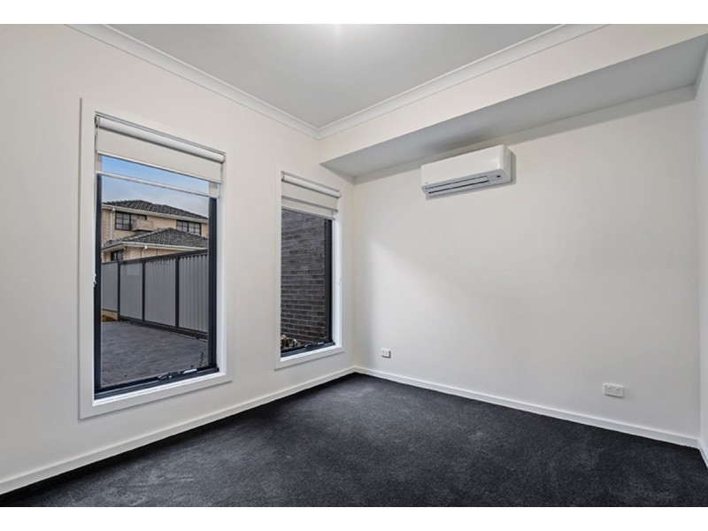 4/5 Harbury Street, Reservoir VIC 3073