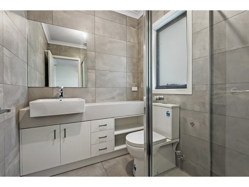 4/5 Harbury Street, Reservoir VIC 3073