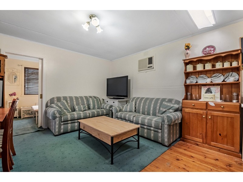 68 Rosedale Drive, Lalor VIC 3075