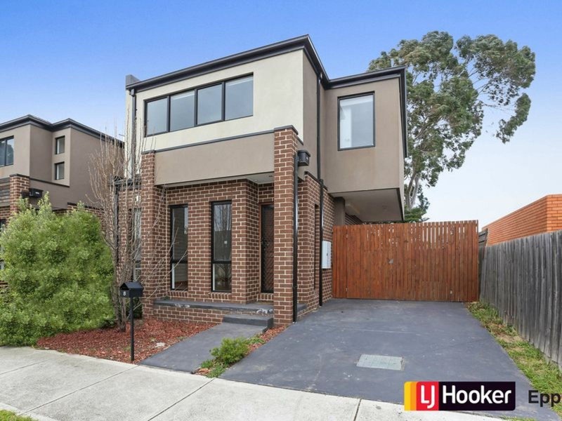 8 Dartnell Street, Lalor VIC 3075