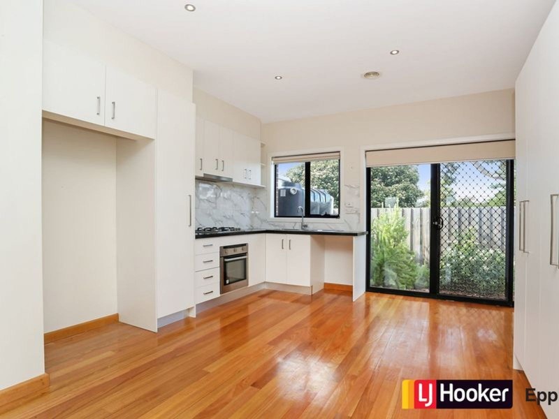 8 Dartnell Street, Lalor VIC 3075