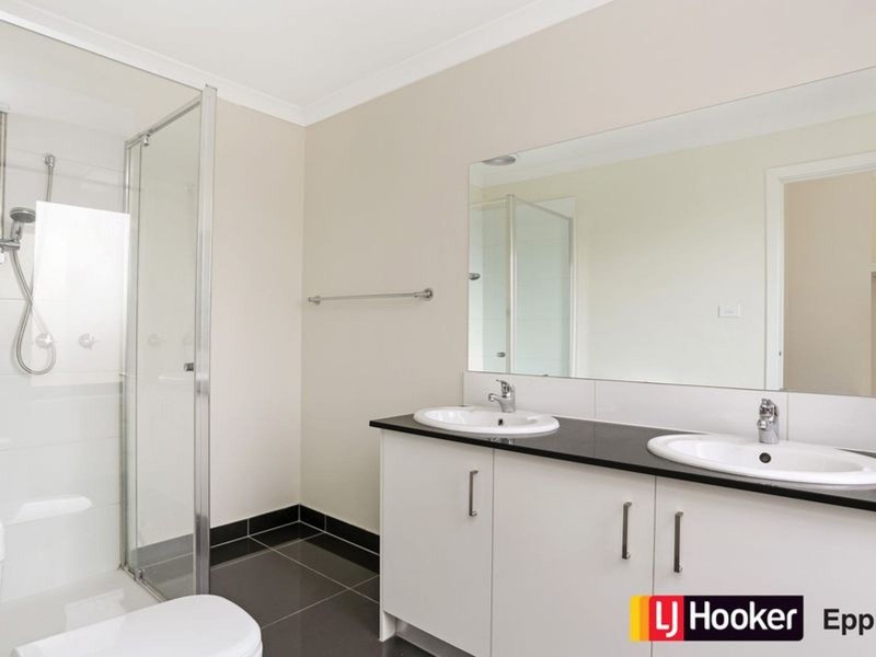 8 Dartnell Street, Lalor VIC 3075