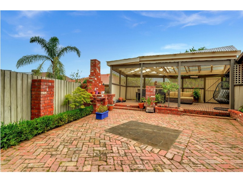 5 Edgware Court, Epping VIC 3076