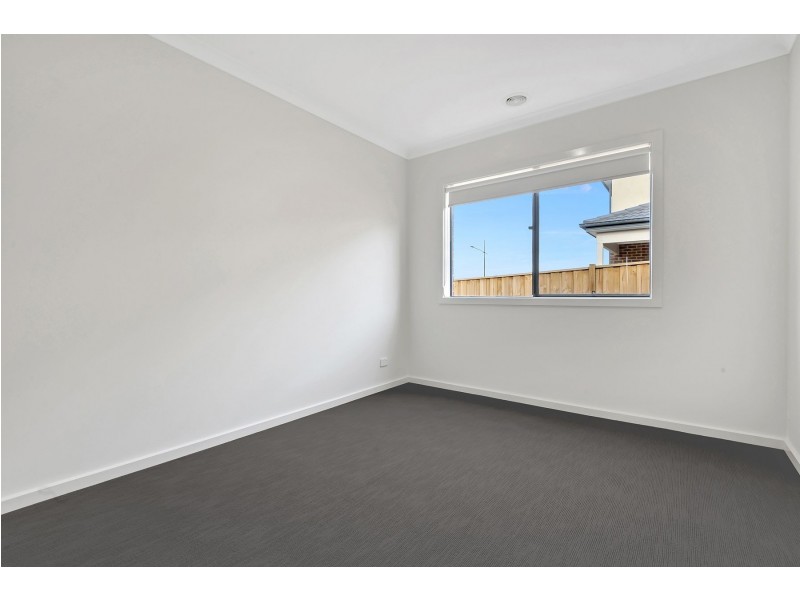 13 Piccadilly Drive, Wollert VIC 3750