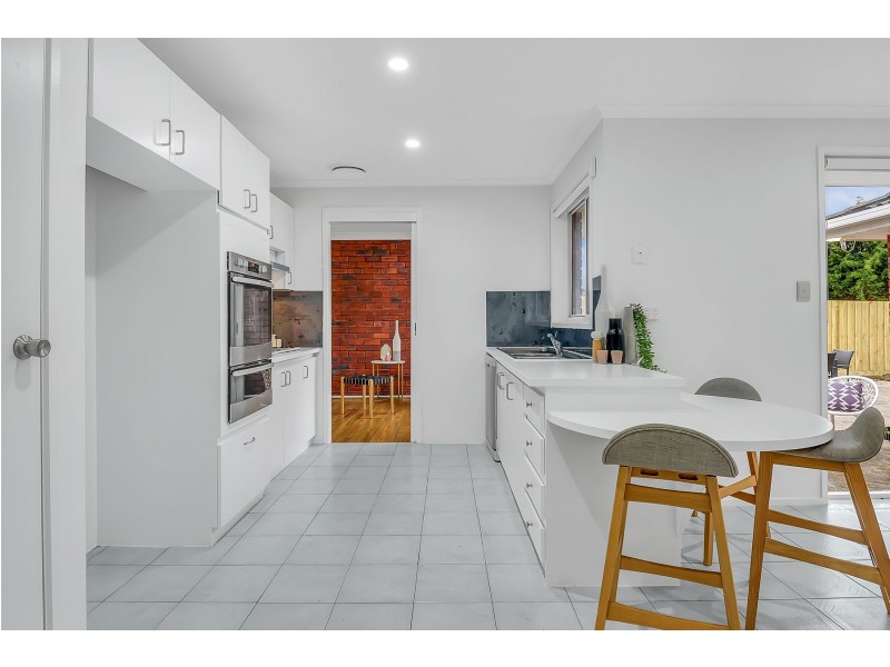 13 Balcombe Court, Craigieburn VIC 3064