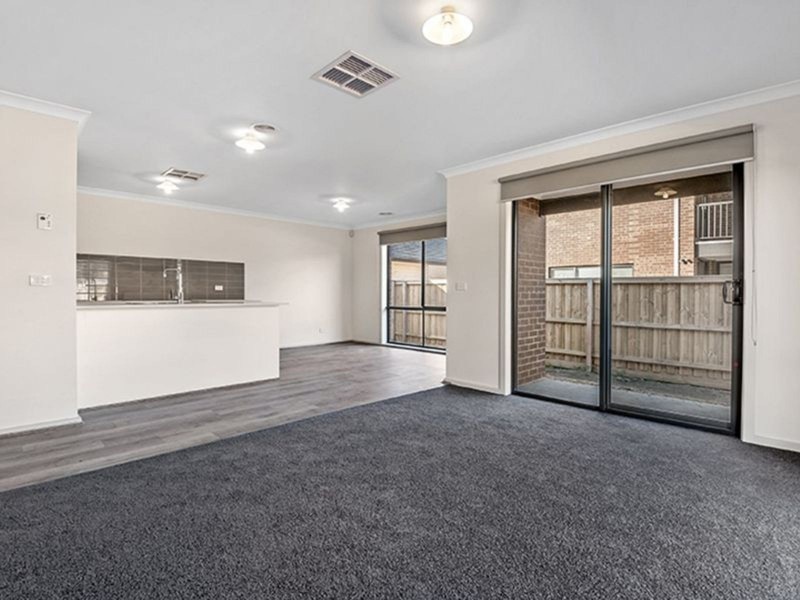 32 Conjola Way, Wollert VIC 3750