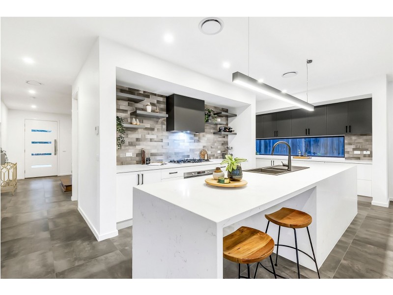 32 Lanata Street, South Morang VIC 3752