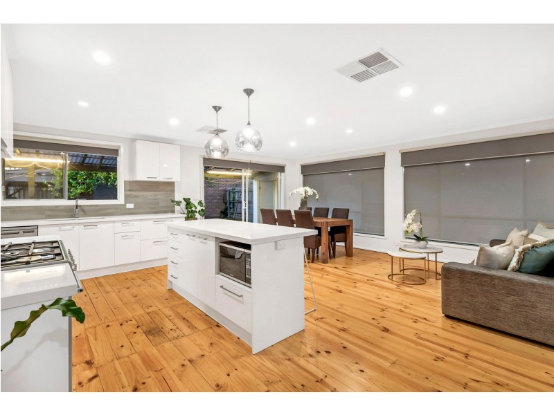 14 Queenscliff Road, Thomastown VIC 3074